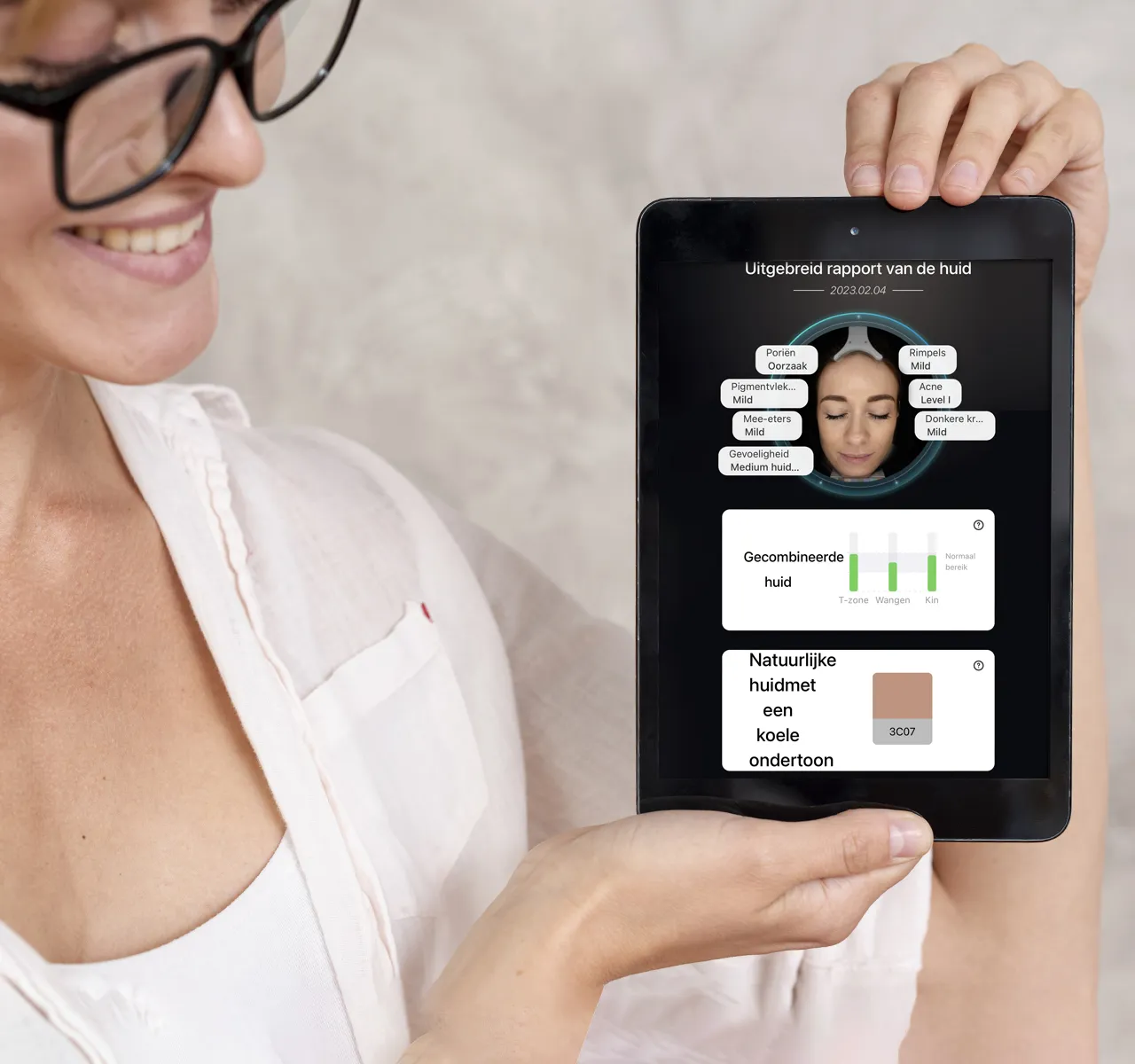 <strong/>APPAREIL D'ANALYSE DE LA PEAU</strong> POUR LES EXPERTS